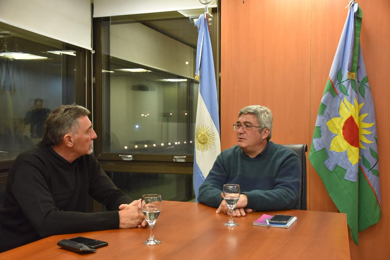 Javier Rodríguez Ministro bonaerense de Desarrollo Agrario recibió a Omar Príncipe presidente de Bases Federadas
